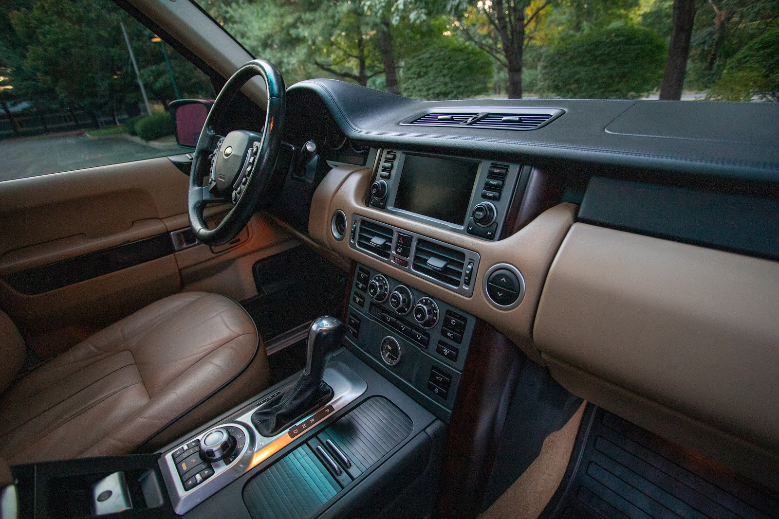 2008 Land Rover Range Rover HSE photo 20