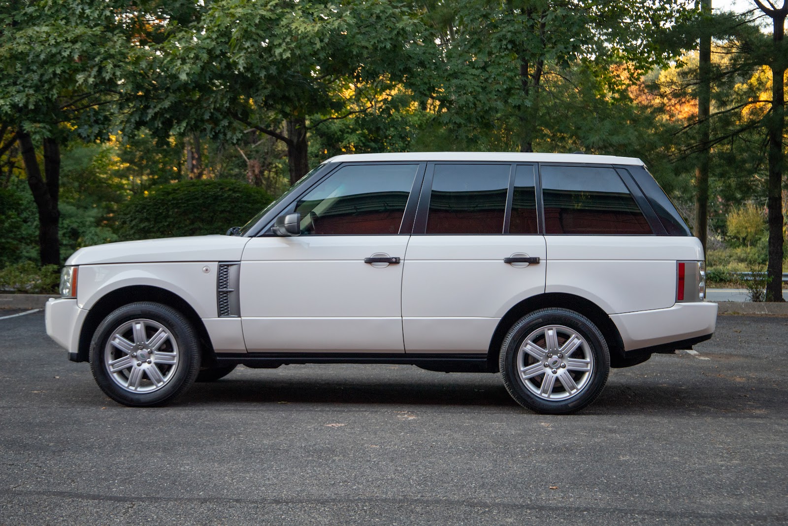 2008 Land Rover Range Rover HSE photo 8
