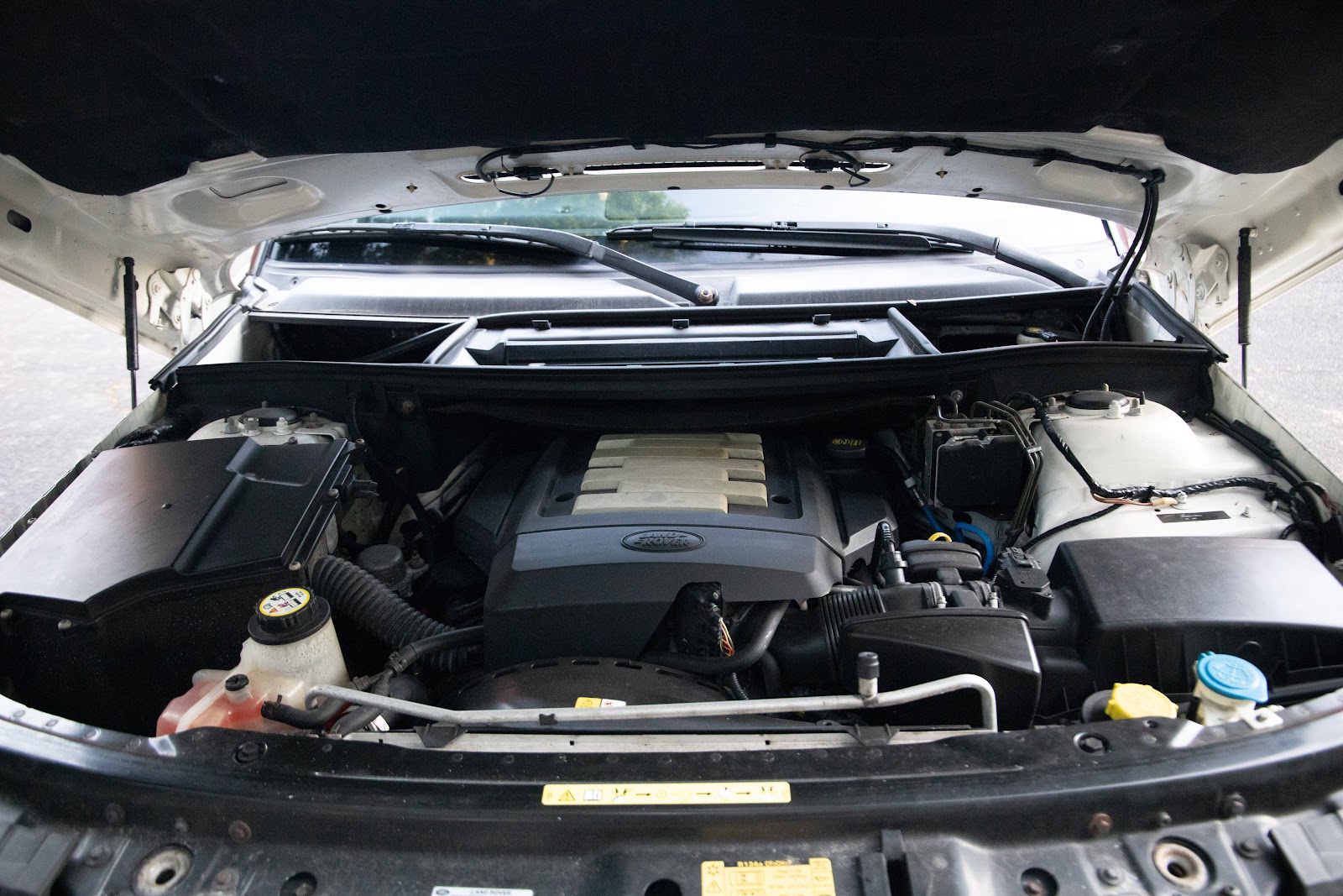 2008 Land Rover Range Rover HSE photo 90