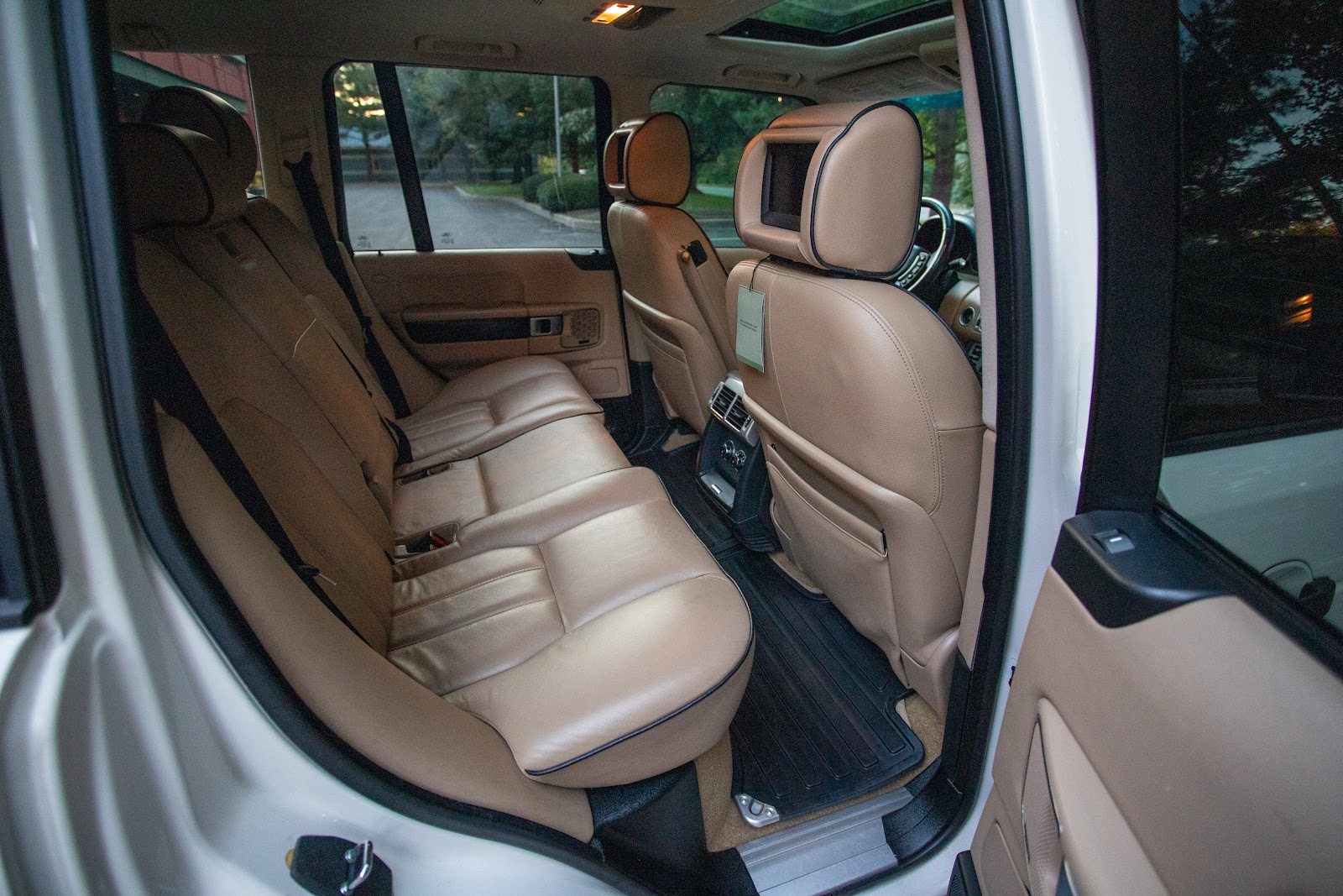 2008 Land Rover Range Rover HSE photo 36