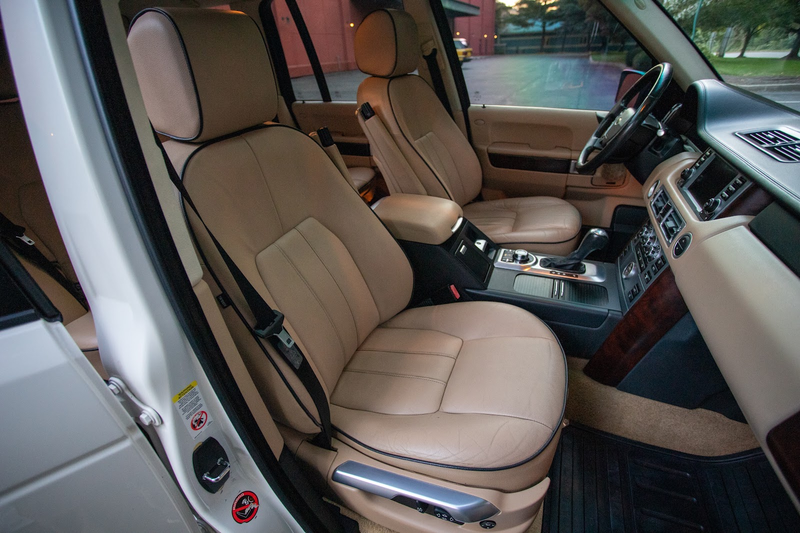2008 Land Rover Range Rover HSE photo 19